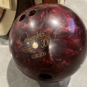 VTG Columbia 300 Bowling Ball 15.9Lbs White Dot Dark Red Swirl With Carry Bag